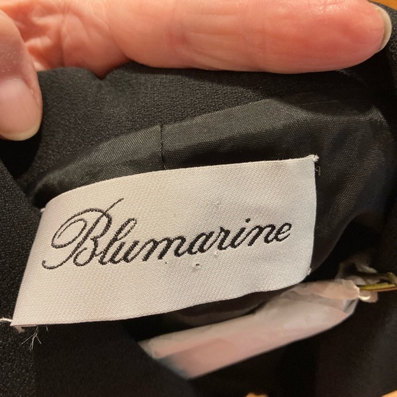 Blumarime beaded floral collar. Wool. Black. Size 6. - Picture 9 of 10